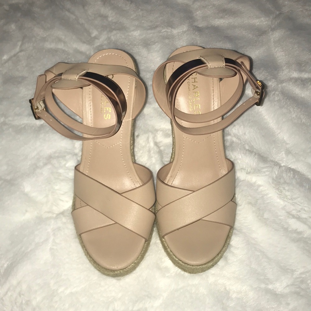 Charles by Charles David Rose Gold Metallic wedge
